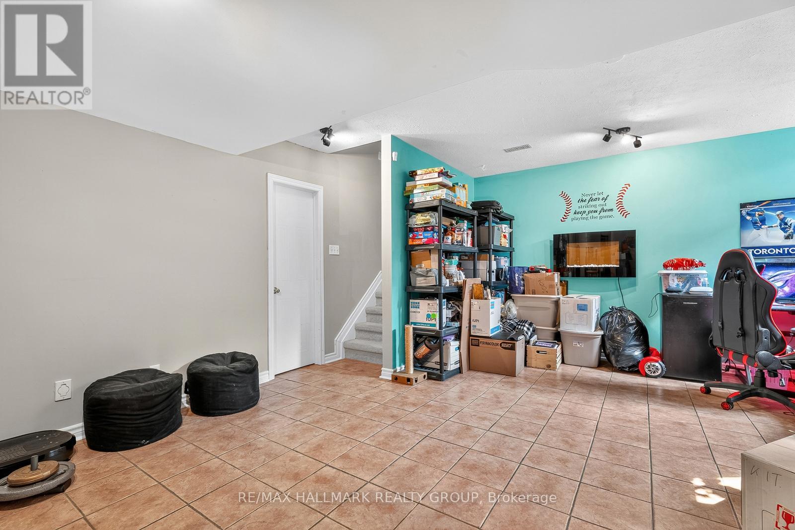 Photo 16 of 6212 Arbourwood Drive, Ottawa ON