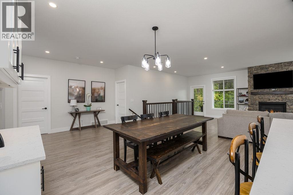 Photo 48 of 20 15th Avenue Se, Salmon Arm BC