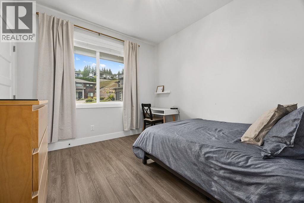 Photo 10 of 20 15th Avenue Se, Salmon Arm BC