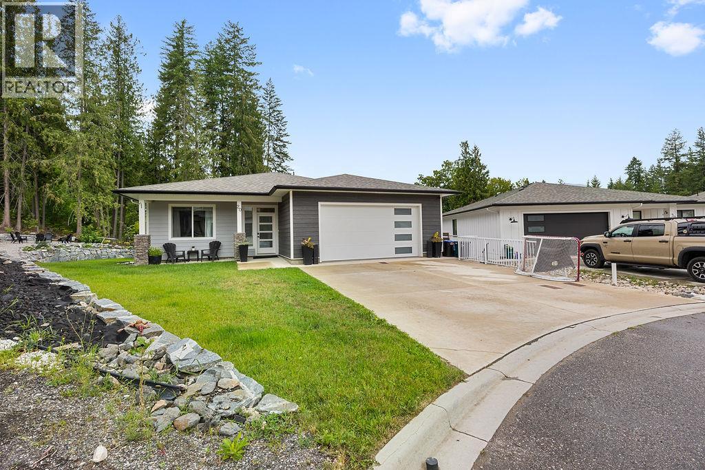 Photo 61 of 20 15th Avenue Se, Salmon Arm BC