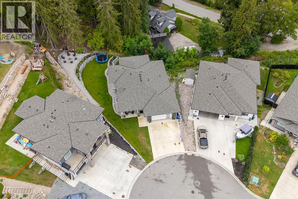 Photo 62 of 20 15th Avenue Se, Salmon Arm BC