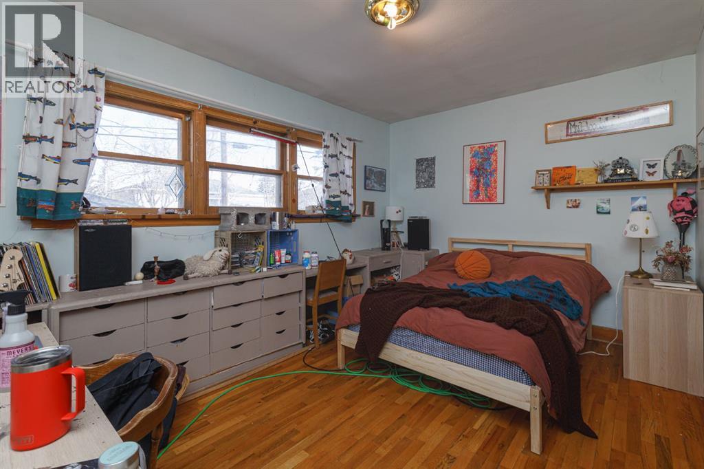Photo 13 of 2824 Parkdale Boulevard Nw, Calgary AB