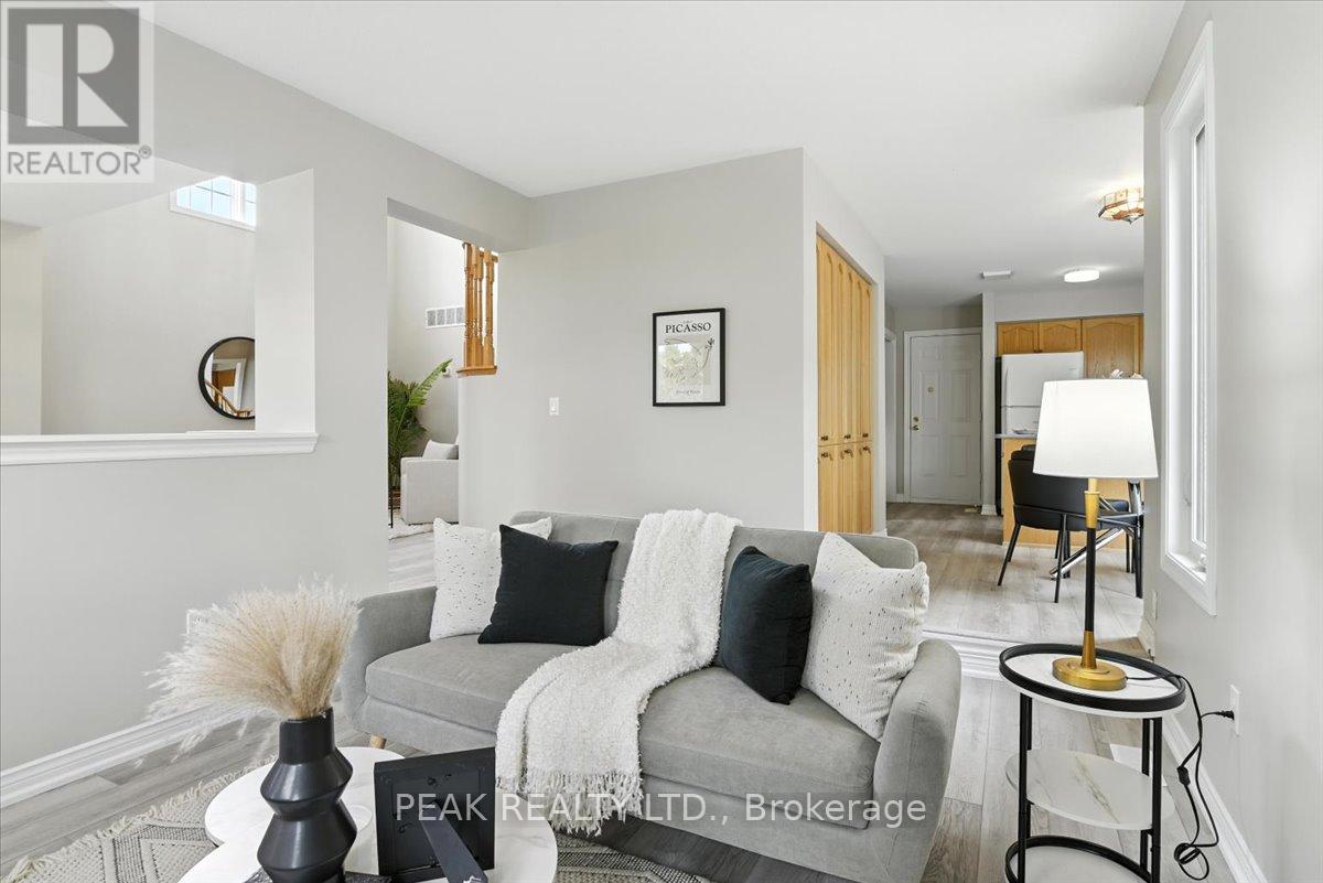Photo 13 of 2 Granary Lane, Clarington ON