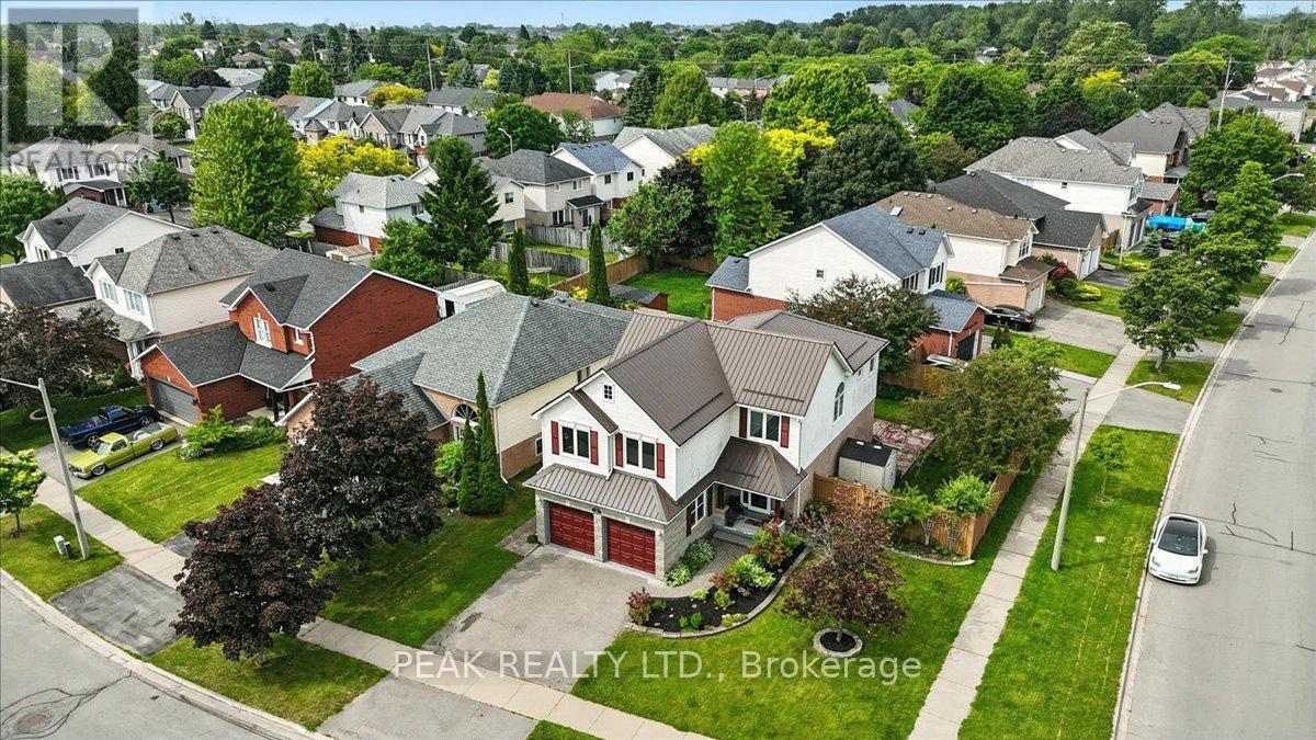 Photo 34 of 2 Granary Lane, Clarington ON