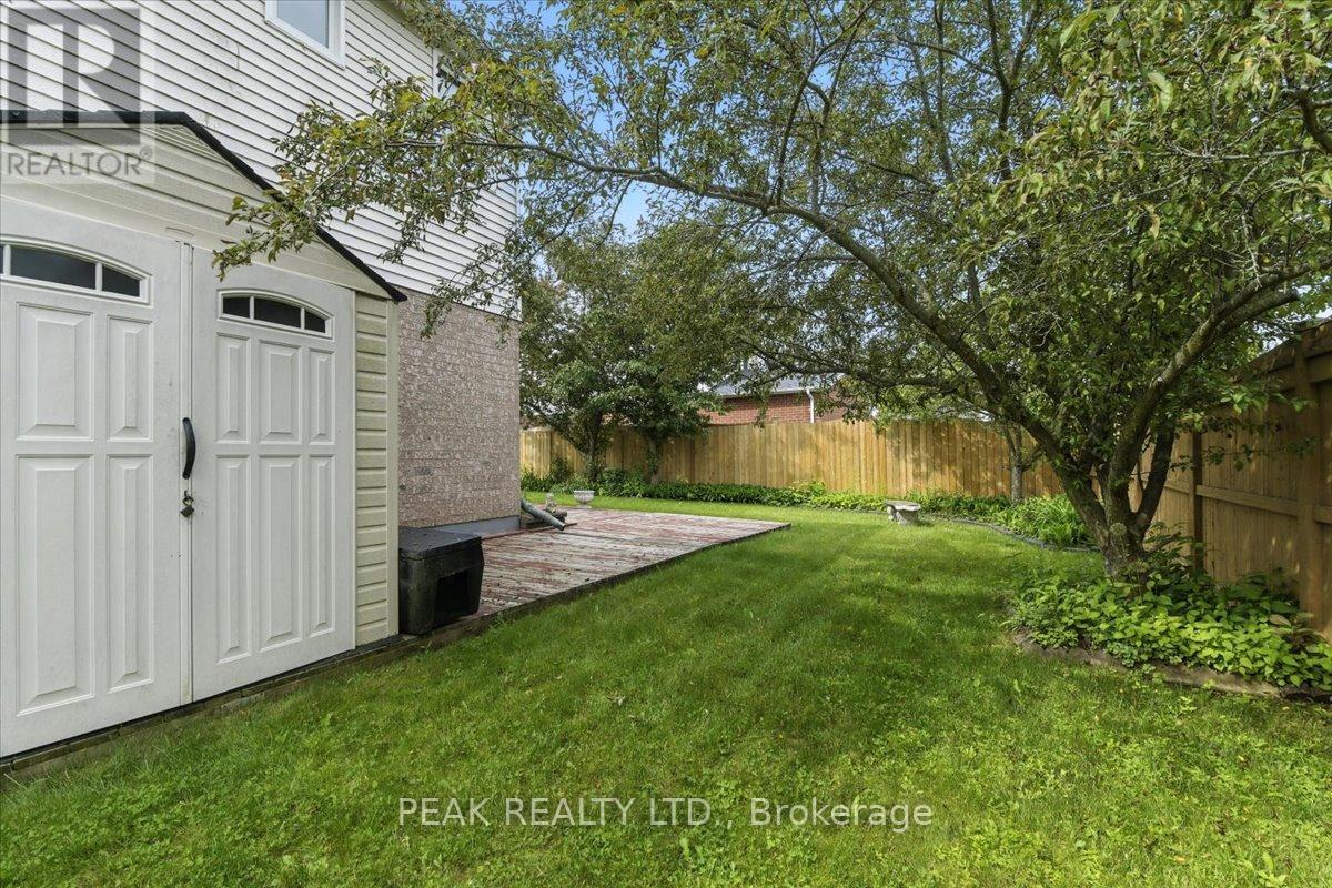 Photo 41 of 2 Granary Lane, Clarington ON