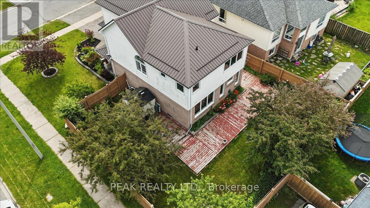 Photo 47 of 2 Granary Lane, Clarington ON