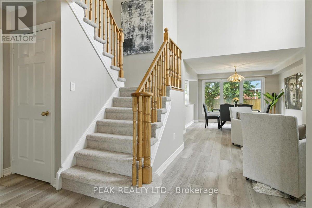 Photo 6 of 2 Granary Lane, Clarington ON