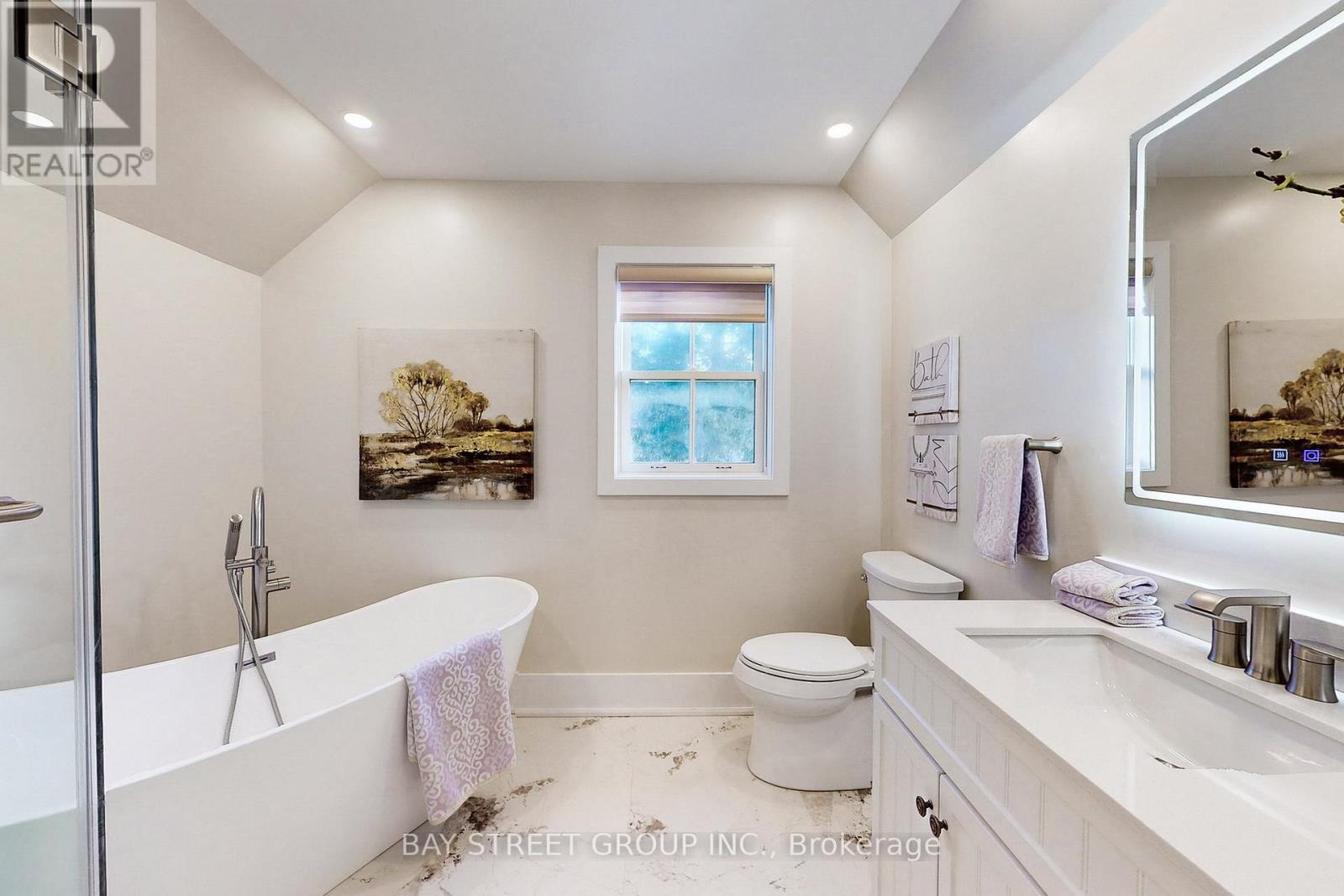 Photo 11 of 236 Main Street, Markham ON