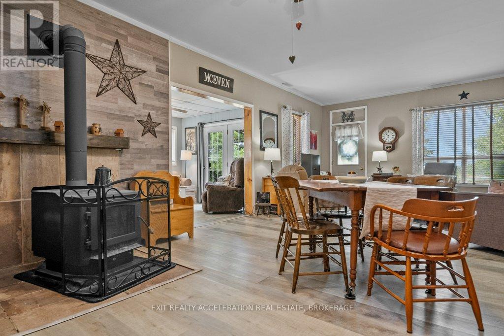 Photo 3 of 250 Perry Road, Greater Napanee ON