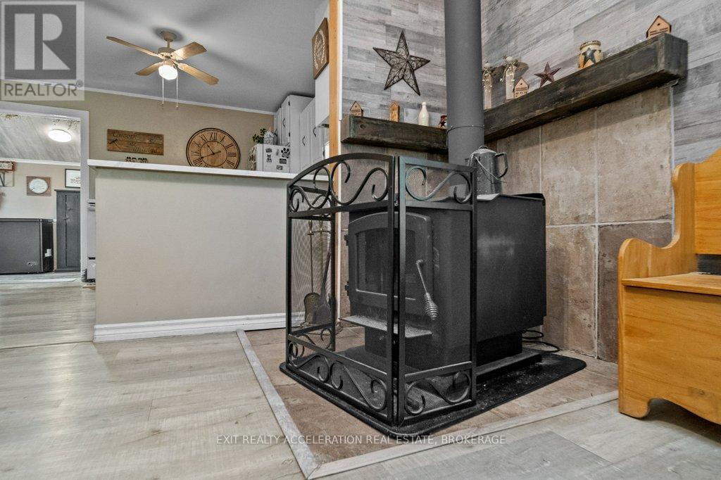 Photo 32 of 250 Perry Road, Greater Napanee ON