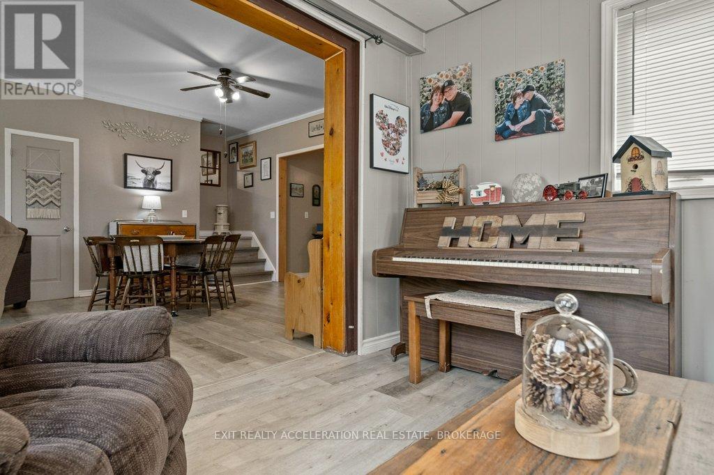 Photo 45 of 250 Perry Road, Greater Napanee ON