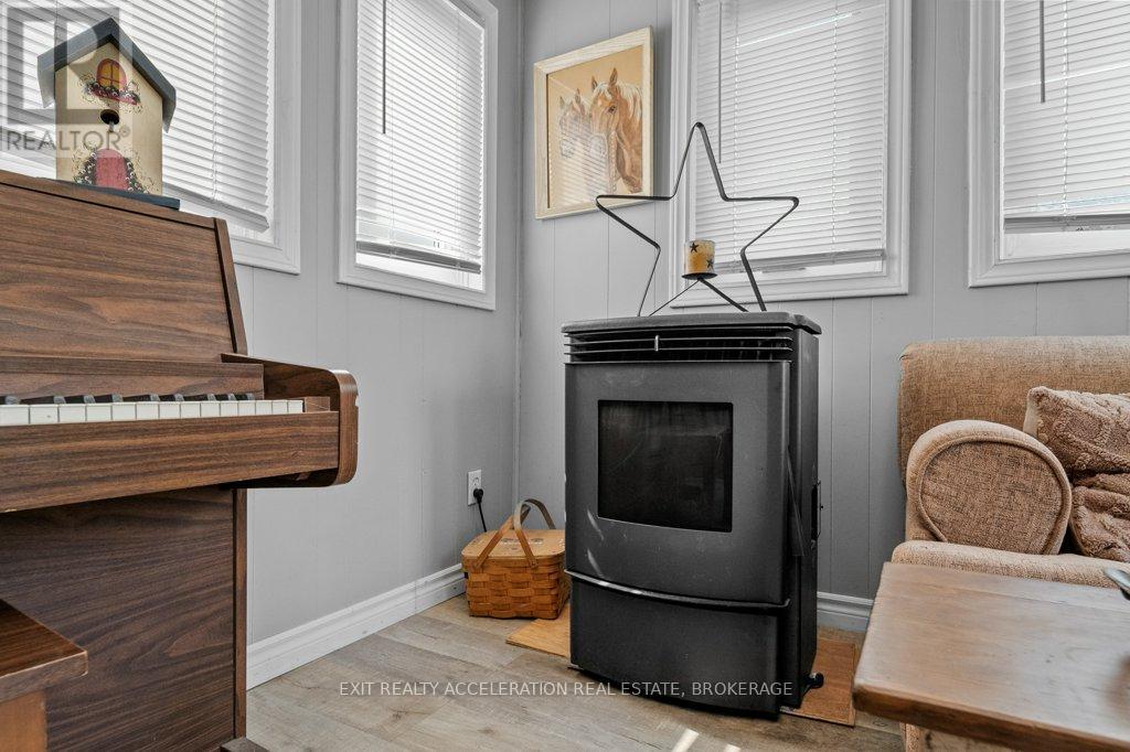 Photo 24 of 250 Perry Road, Greater Napanee ON