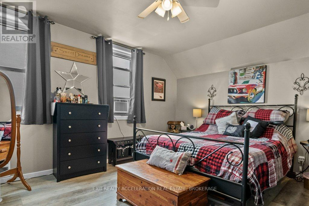 Photo 44 of 250 Perry Road, Greater Napanee ON
