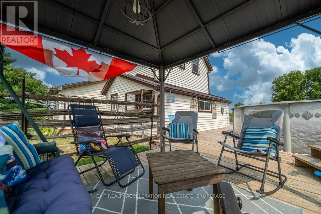 Photo 5 of 250 Perry Road, Greater Napanee ON
