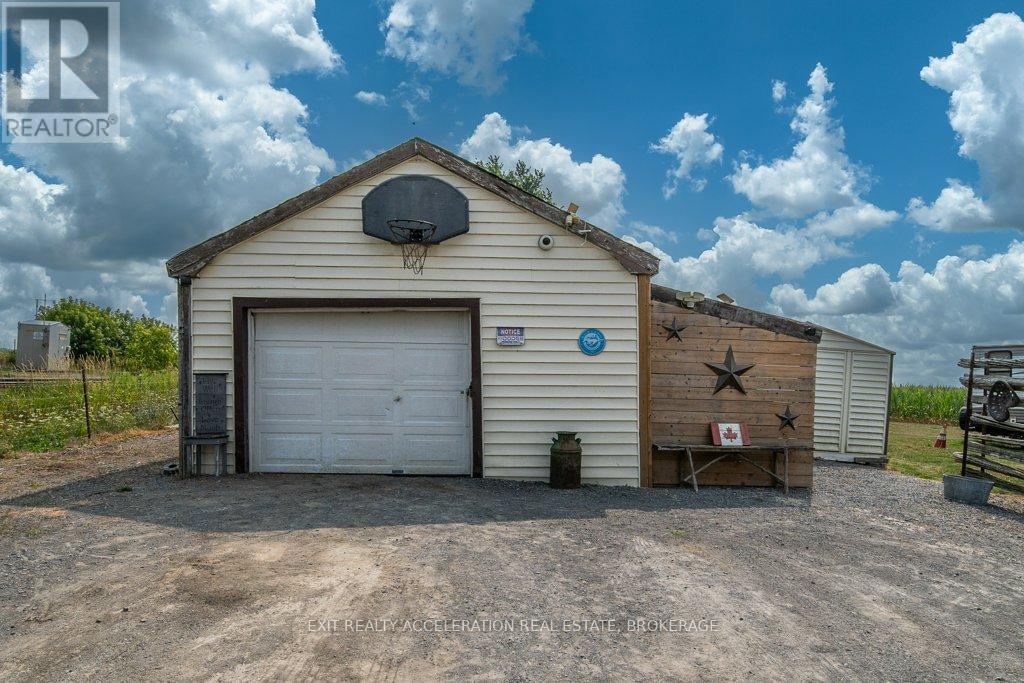 Photo 41 of 250 Perry Road, Greater Napanee ON