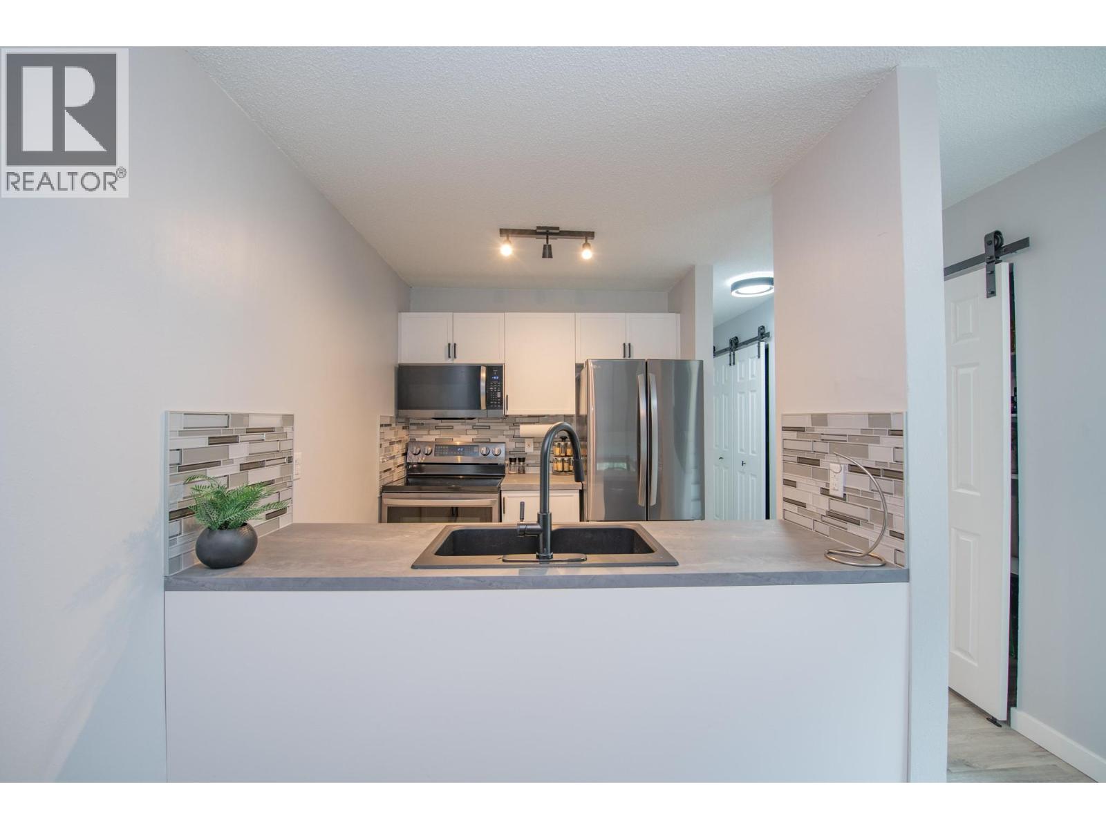 Photo 8 of 3800 40 Avenue Unit 25, Vernon BC