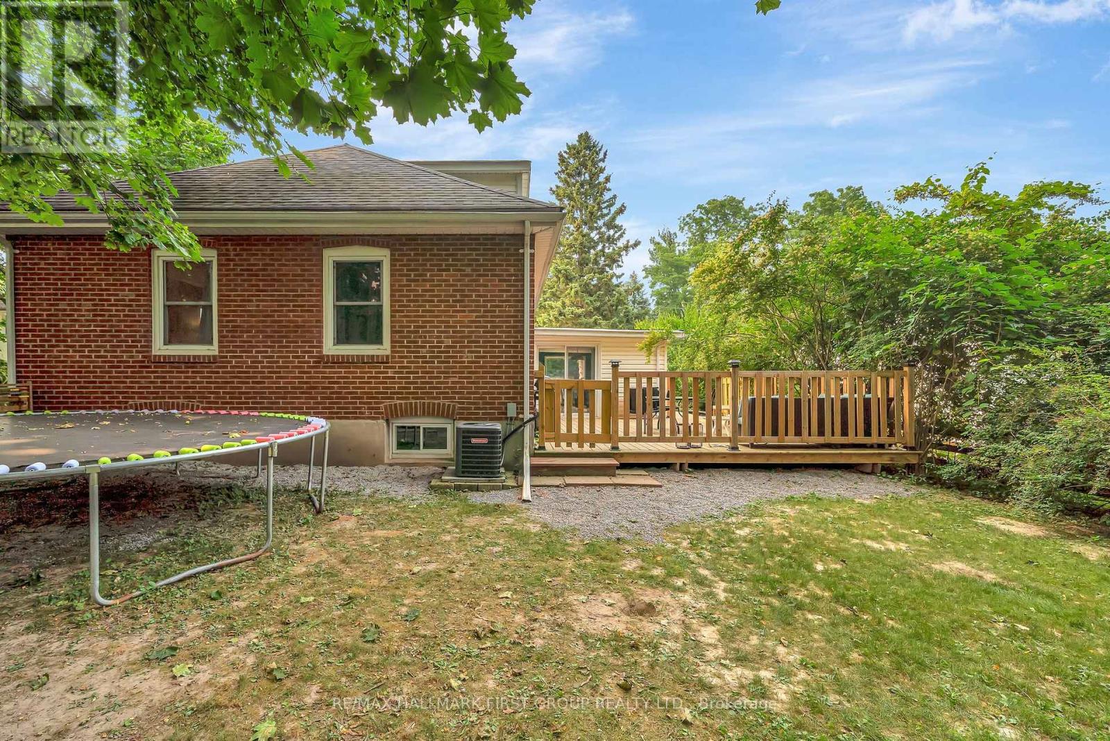 Photo 30 of 67 Strachan Street, Port Hope ON