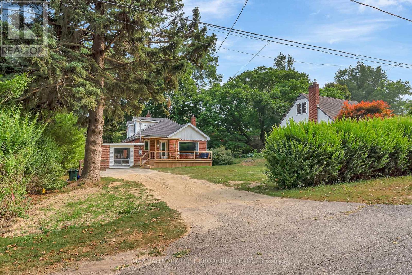Photo 33 of 67 Strachan Street, Port Hope ON