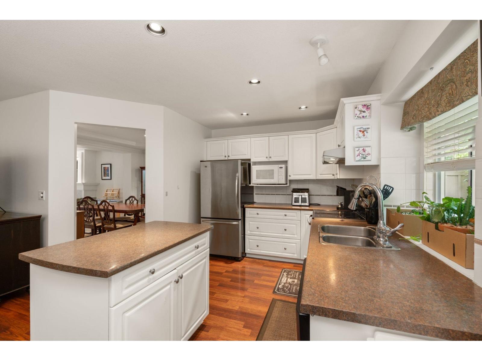Photo 14 of 7 15860 82 Avenue, Surrey BC
