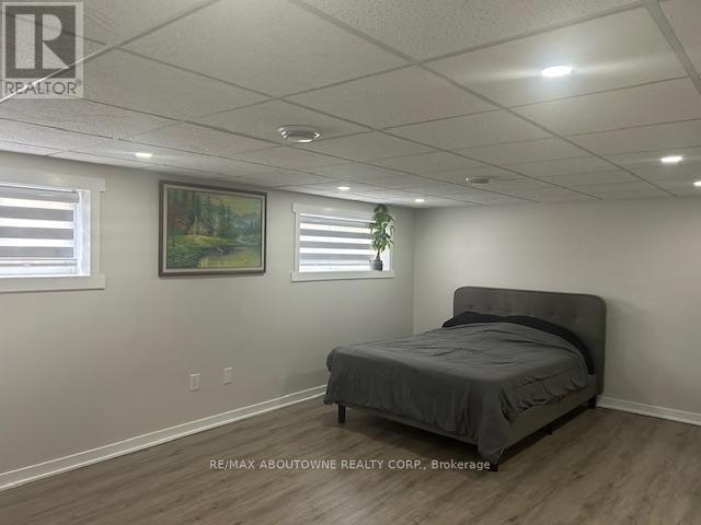 Photo 30 of 626 Cape Avenue, Burlington ON