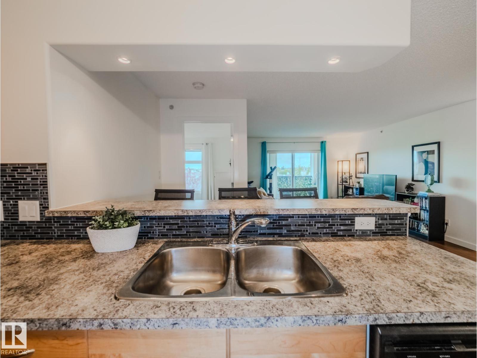 Photo 3 of 431 11603 Ellerslie Rd Sw, Edmonton AB