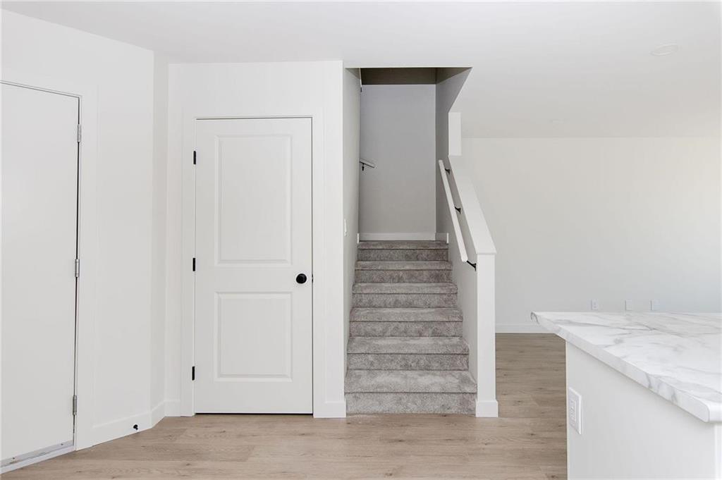 Photo 6 of 67 Kootenay Way, Steinbach MB