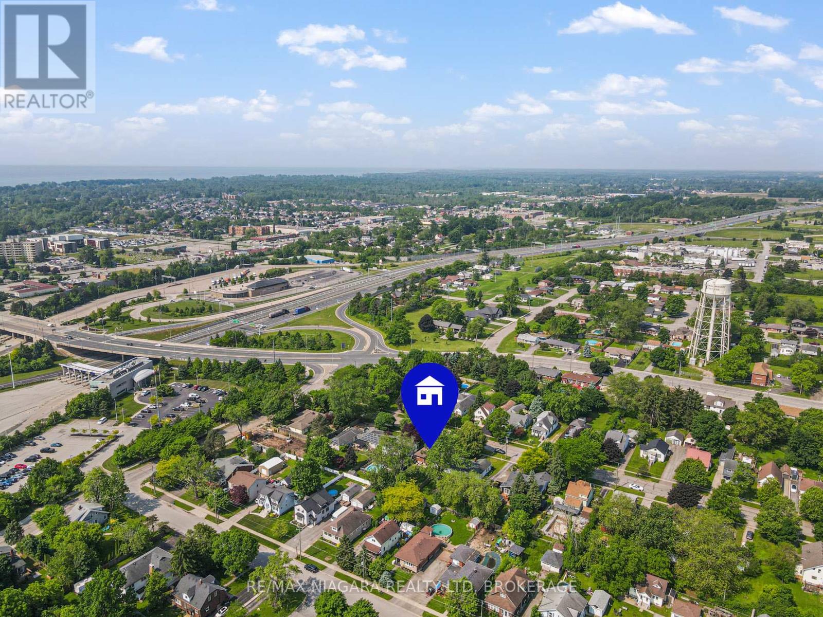 Photo 11 of 263 North Street, Fort Erie ON
