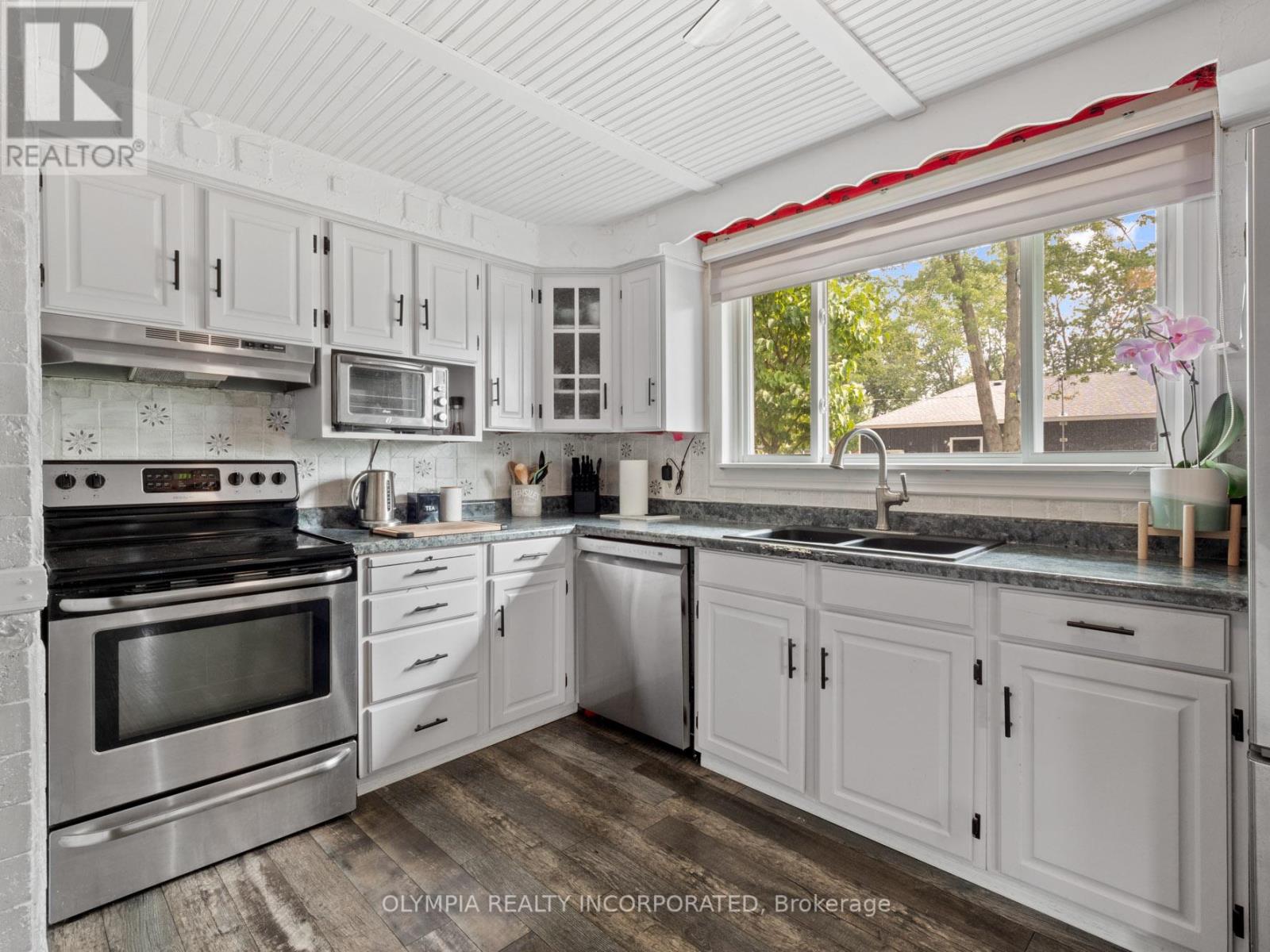 Photo 8 of 1354 Englewood Avenue, Fort Erie ON