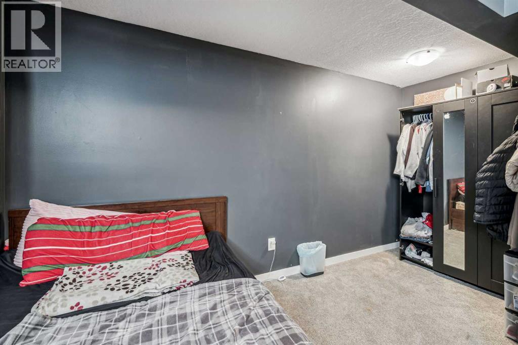 Single Family House for Sale in  Elgin Meadows Manor SE McKenzie Towne Calgary 
