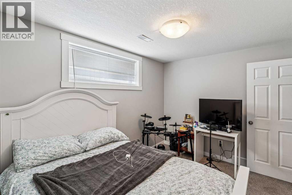 Single Family House for Sale in  Elgin Meadows Manor SE McKenzie Towne Calgary 