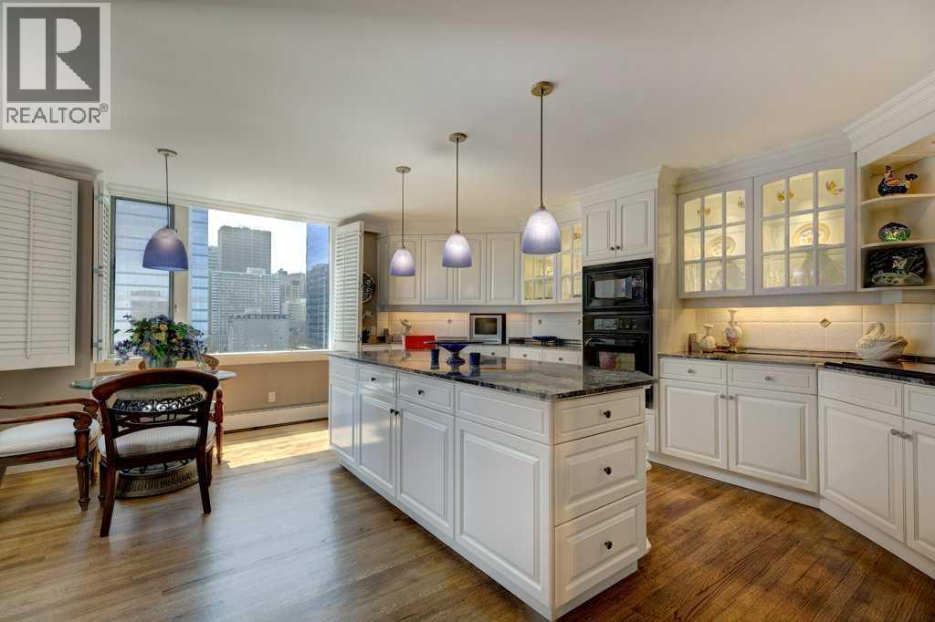 Single Family House for Sale in D  Eau Claire Avenue SW Eau Claire Calgary 