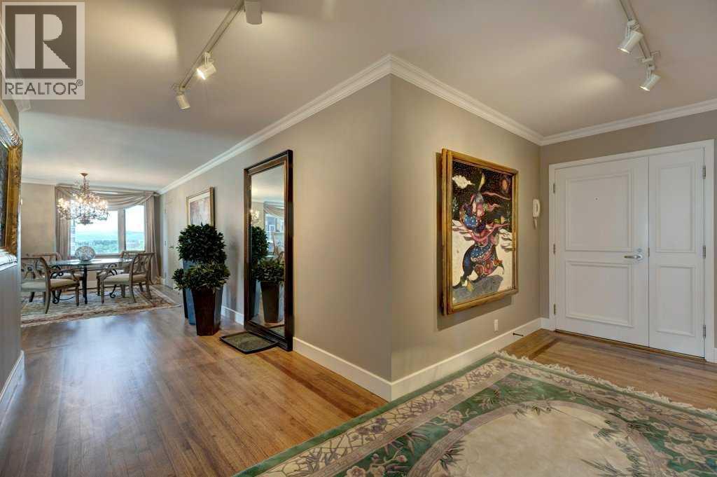 Single Family House for Sale in D  Eau Claire Avenue SW Eau Claire Calgary 