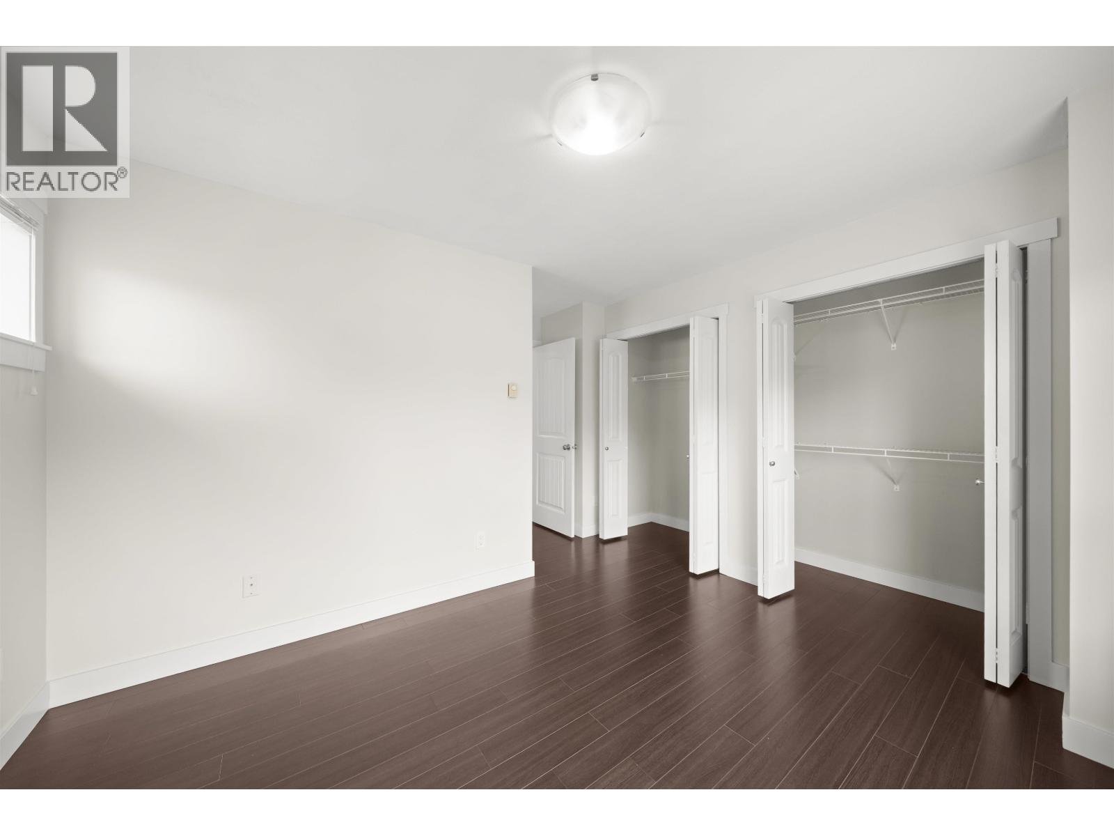 Photo 4 of 11 7373 Turnill Street, Richmond BC