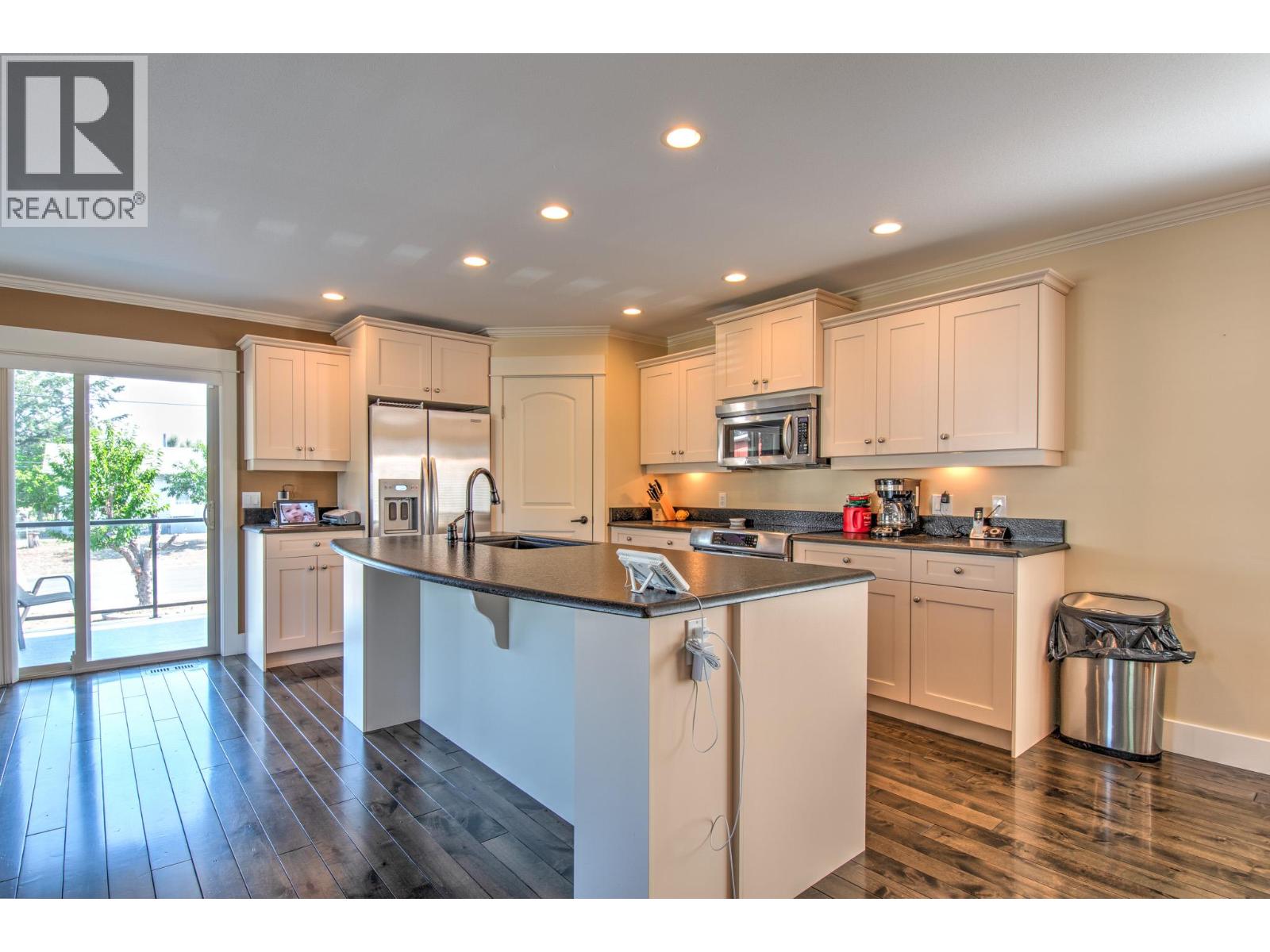 Photo 16 of 5409 Willow Drive, Vernon BC