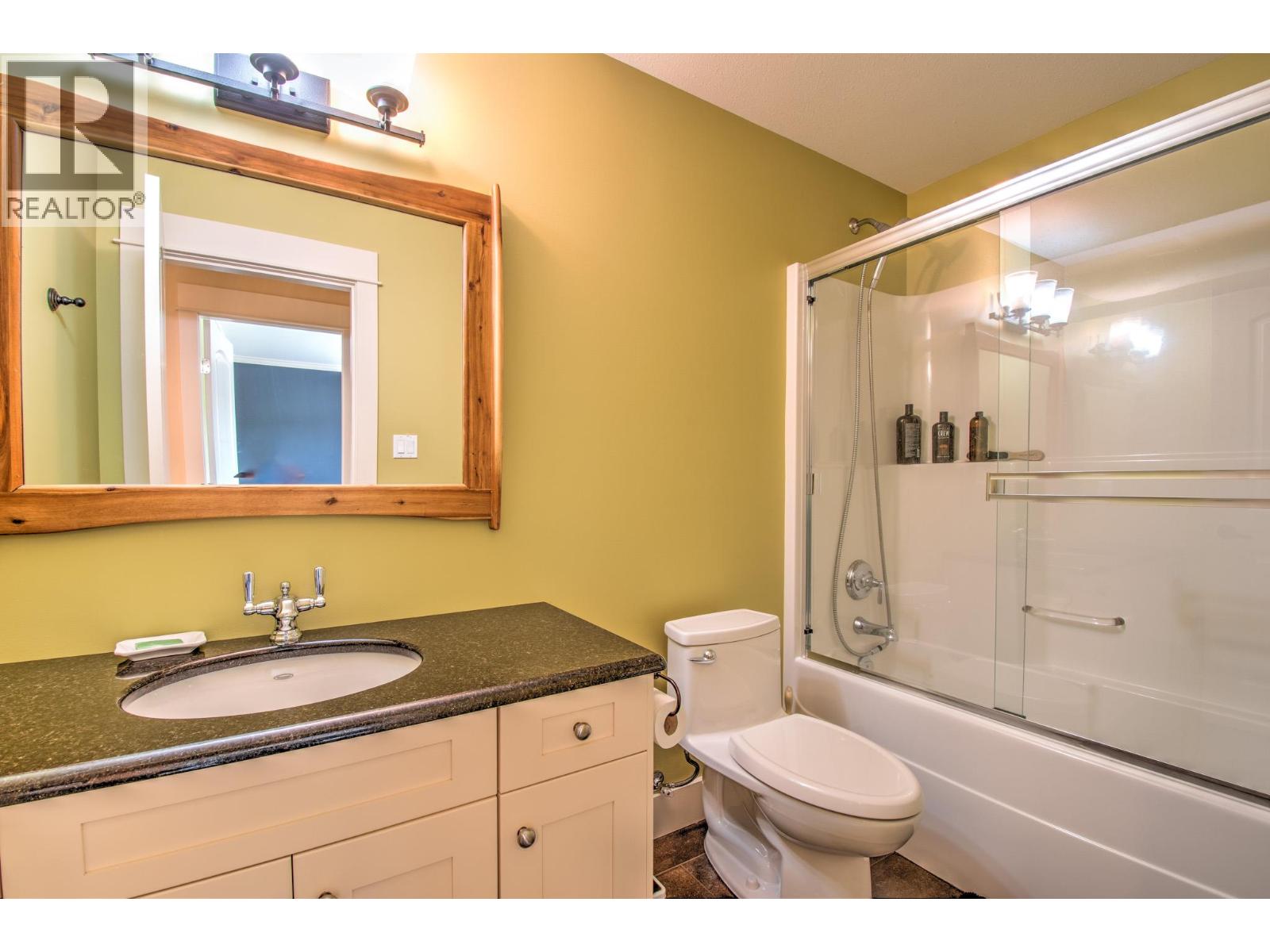 Photo 13 of 5409 Willow Drive, Vernon BC