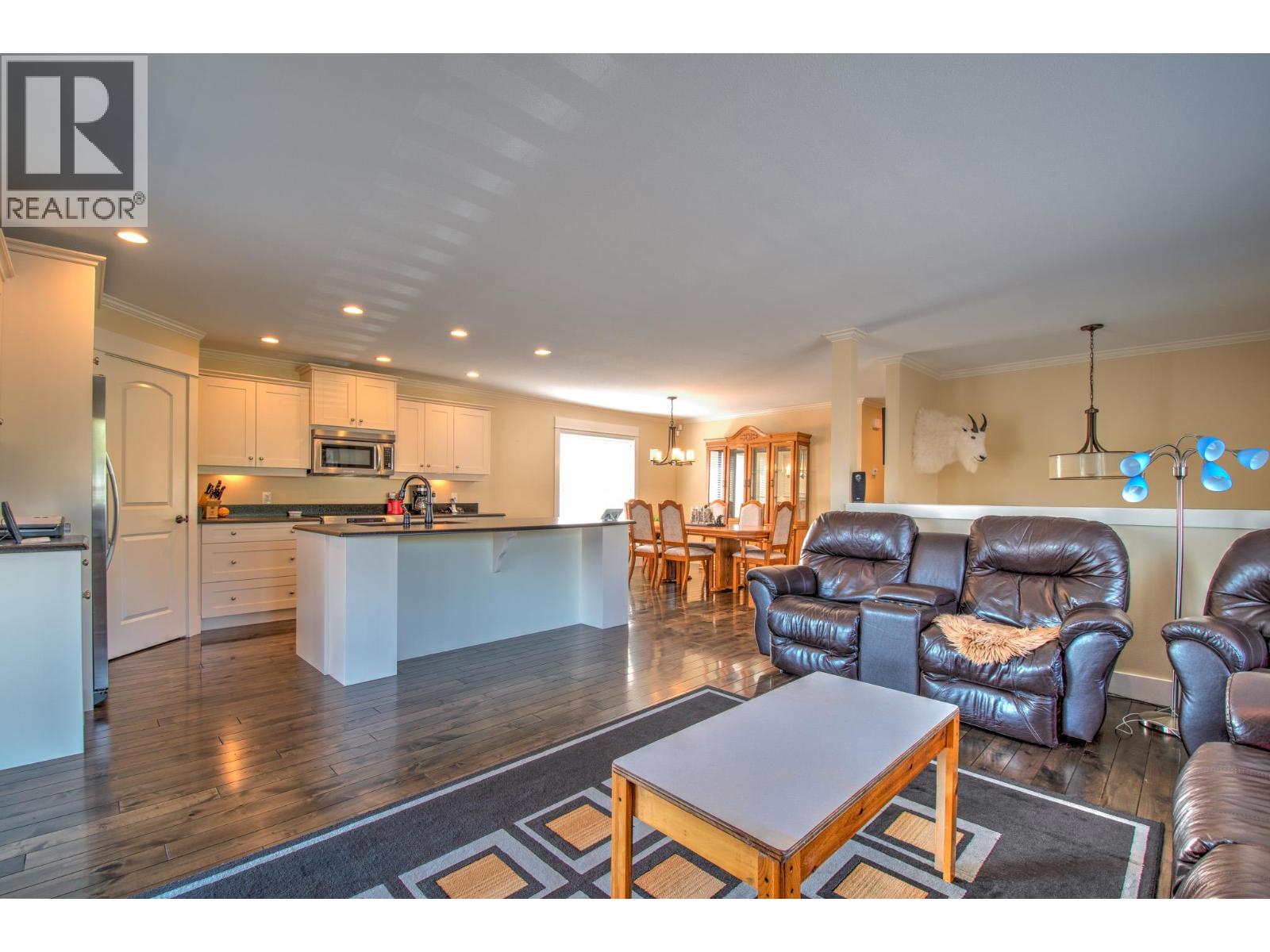 Photo 15 of 5409 Willow Drive, Vernon BC