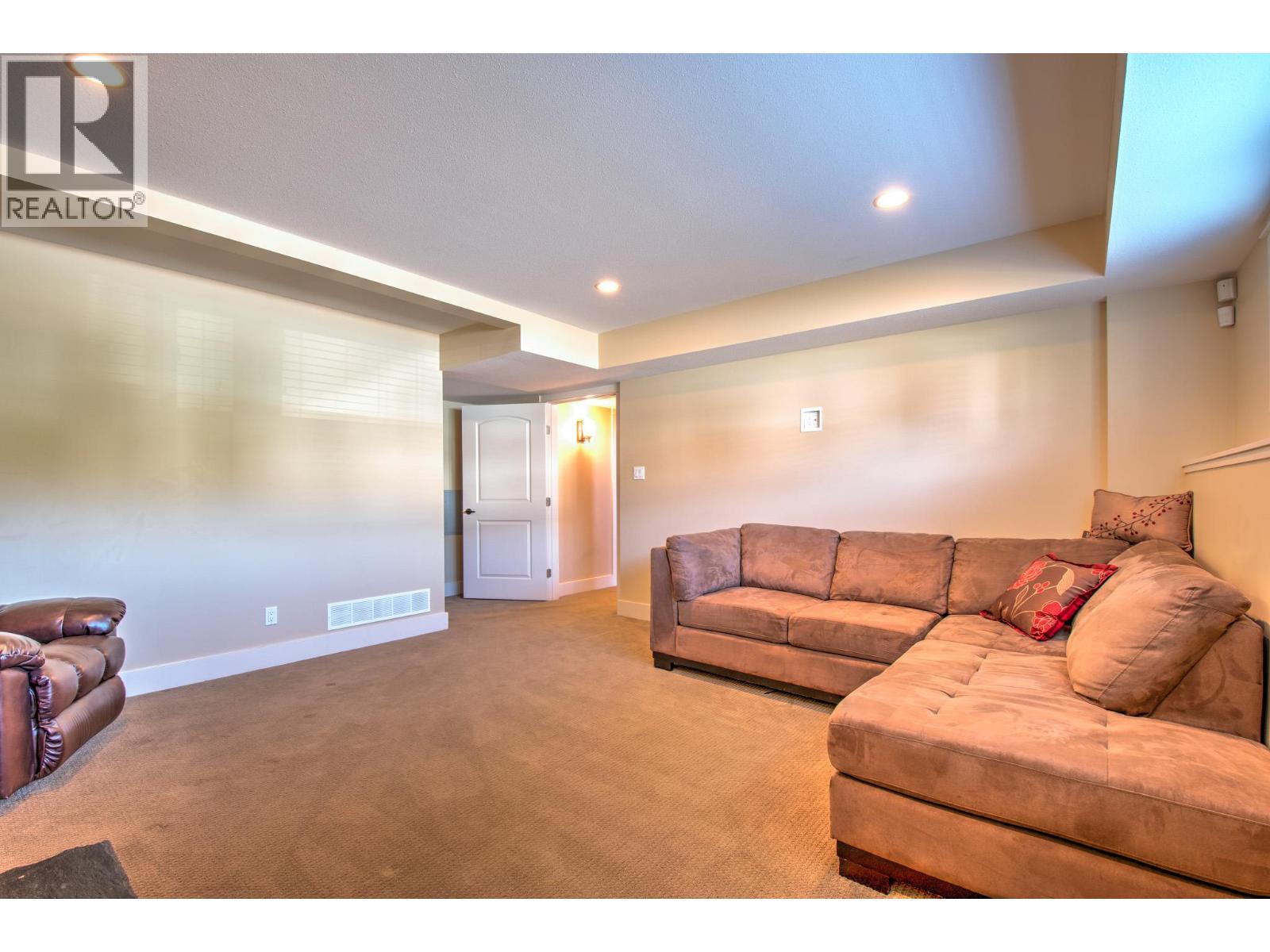 Photo 35 of 5409 Willow Drive, Vernon BC