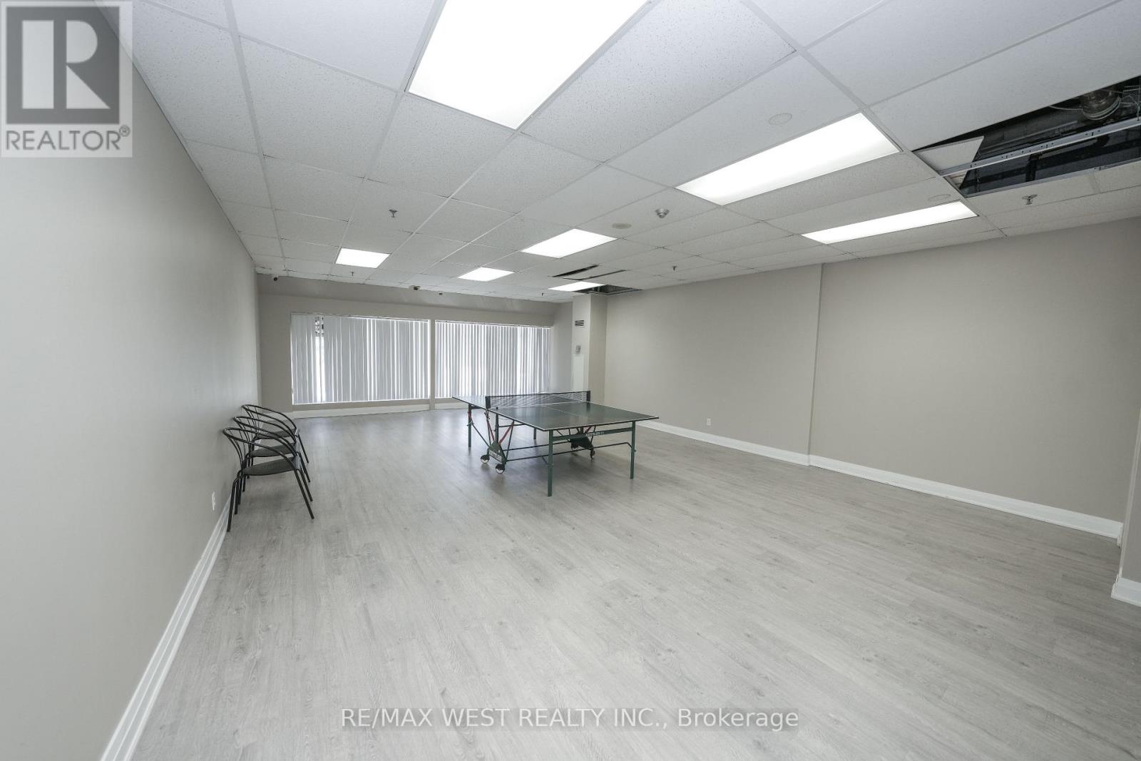 Photo 1 of 608 1470 Midland Avenue, Toronto ON