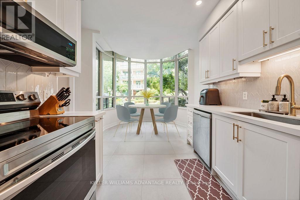 Photo 12 of 111 9 Boardwalk Drive, Toronto ON