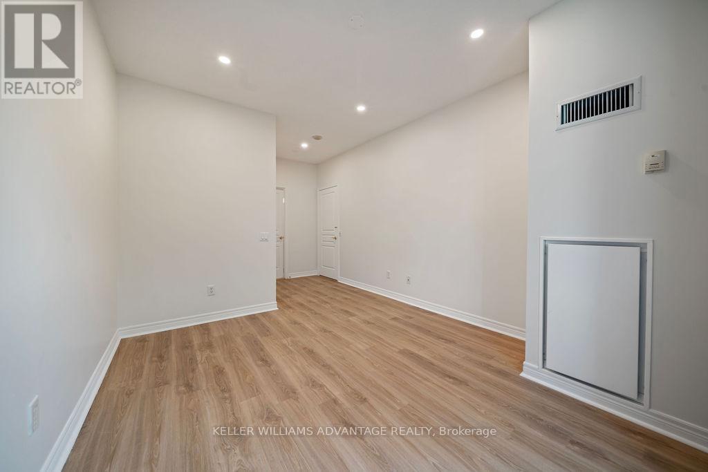 Photo 22 of 111 9 Boardwalk Drive, Toronto ON