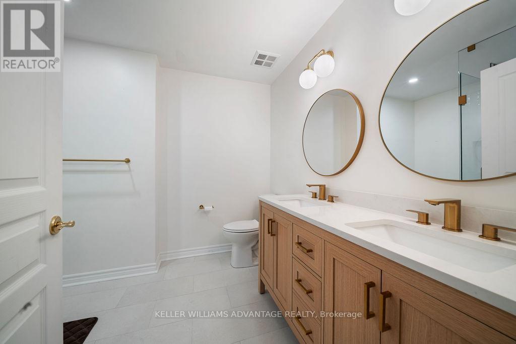 Photo 24 of 111 9 Boardwalk Drive, Toronto ON