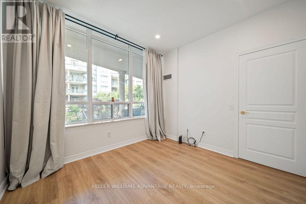 Photo 29 of 111 9 Boardwalk Drive, Toronto ON