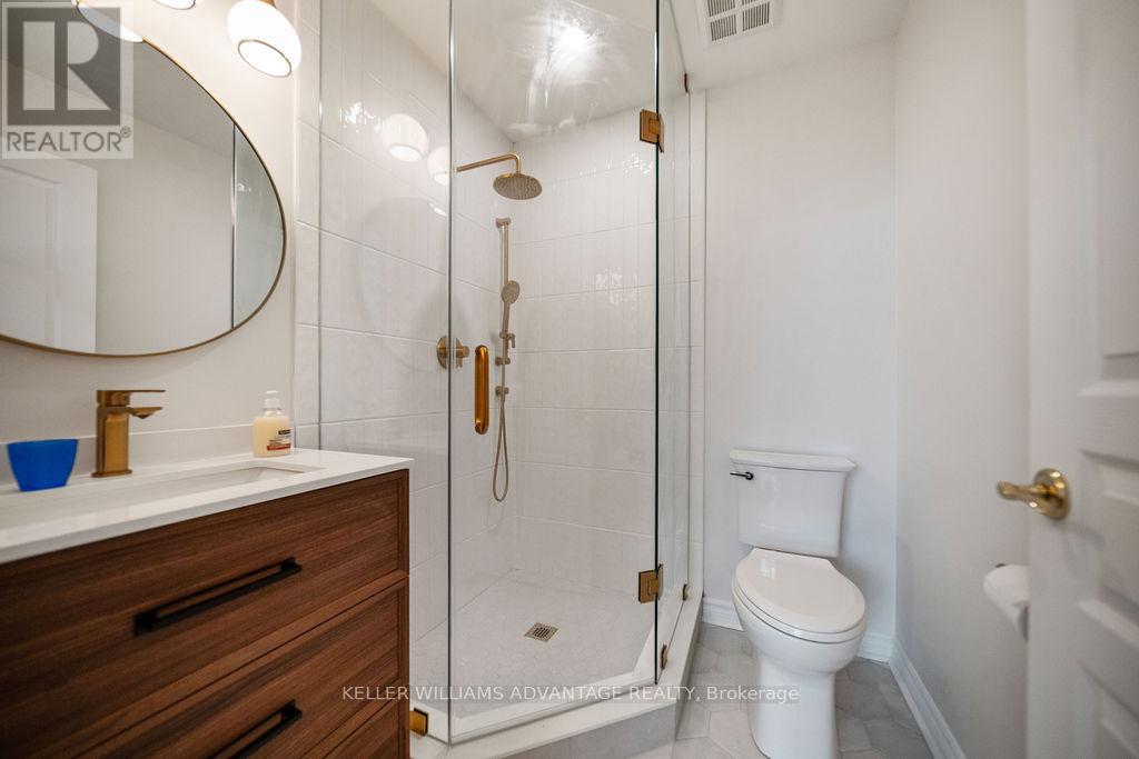 Photo 34 of 111 9 Boardwalk Drive, Toronto ON