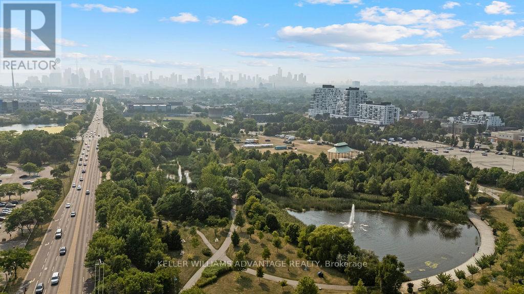 Photo 39 of 111 9 Boardwalk Drive, Toronto ON