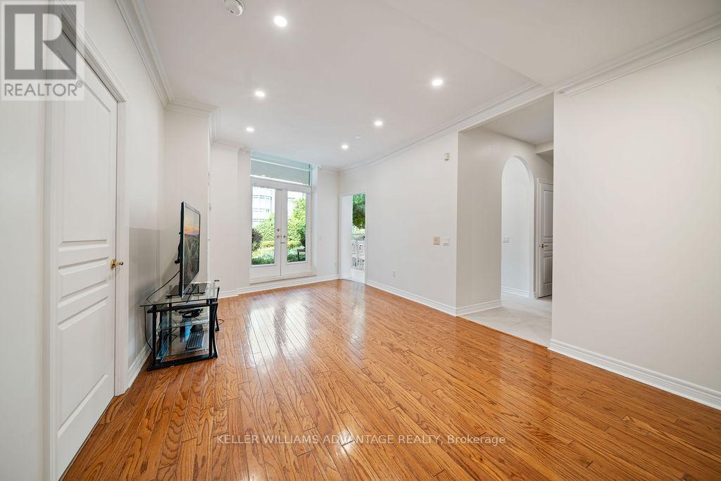 Photo 6 of 111 9 Boardwalk Drive, Toronto ON