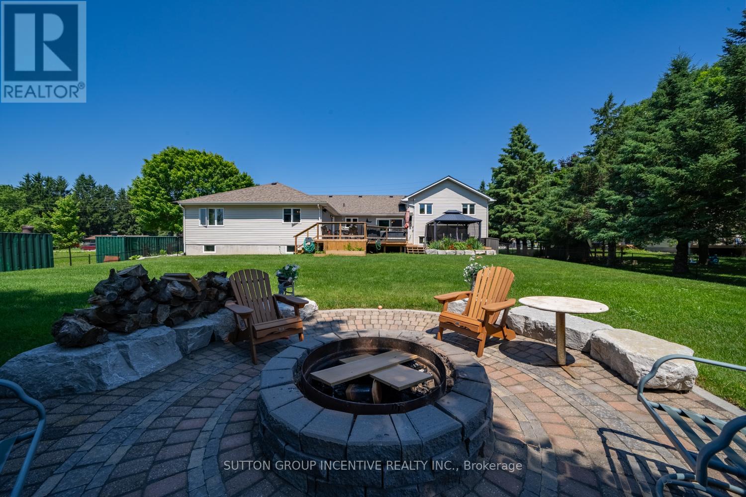 Photo 12 of 1277 Sunnidale Road, Springwater ON