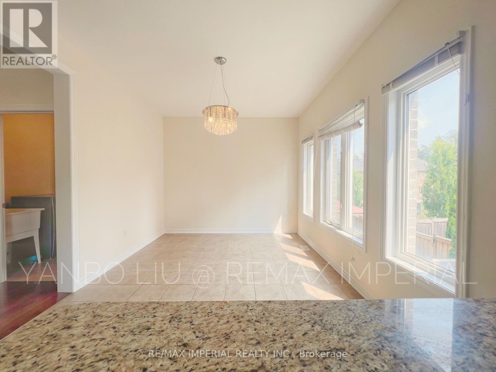 Photo 21 of 155 Art West Avenue, Newmarket ON