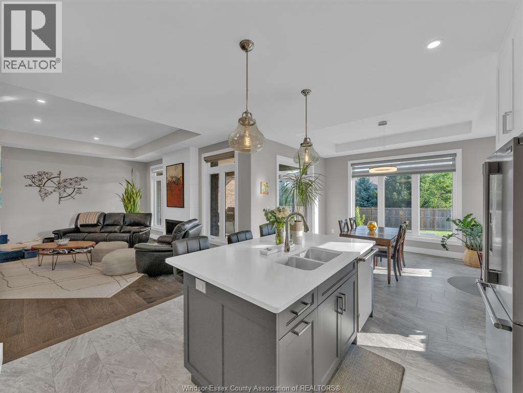Photo 10 of 2 Olive Drive, Leamington ON