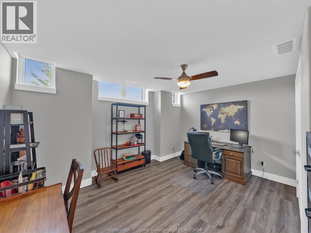 Photo 38 of 2 Olive Drive, Leamington ON