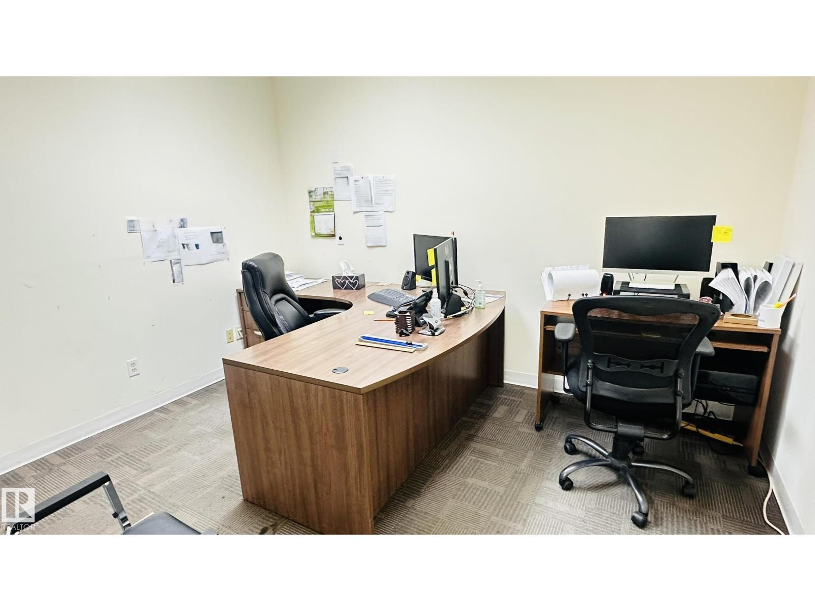 Photo 6 of 82 4003 98 St Nw, Edmonton AB